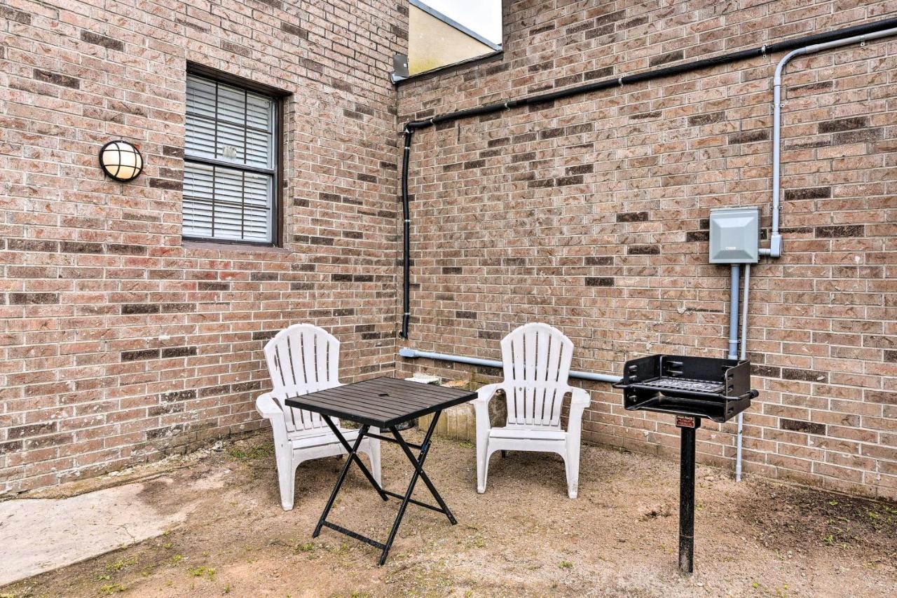 Beautiful Galveston Apt With Deck Less Than 3 Mi To Dtwn! Kültér fotó