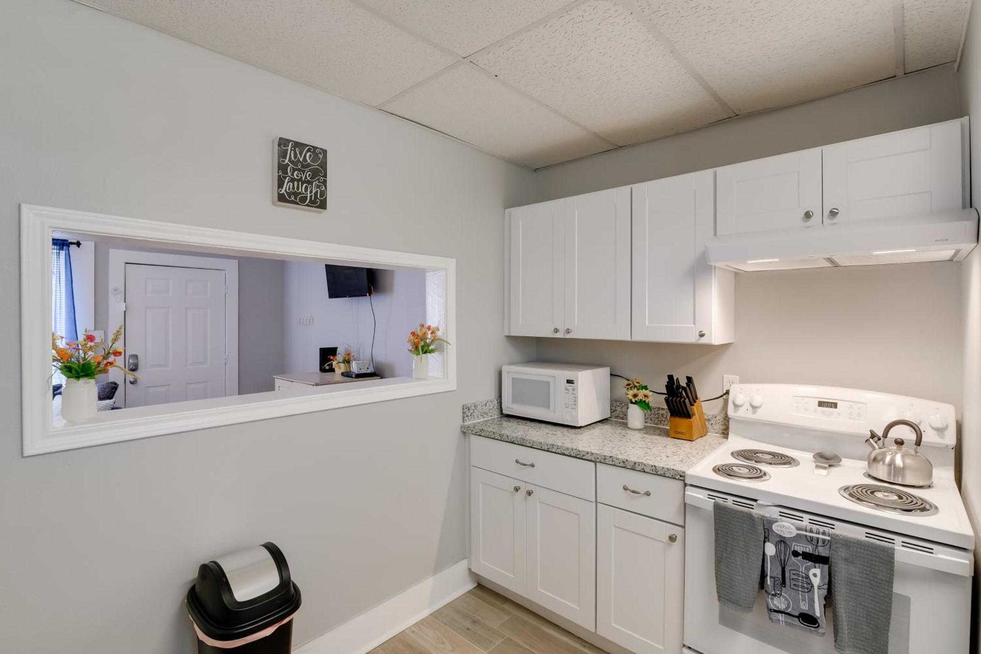 Beautiful Galveston Apt With Deck Less Than 3 Mi To Dtwn! Kültér fotó